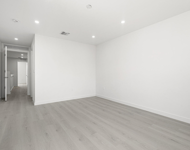 702 Cypress Grove Drive - Photo Thumbnail 18