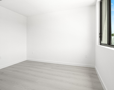 702 Cypress Grove Drive - Photo Thumbnail 27