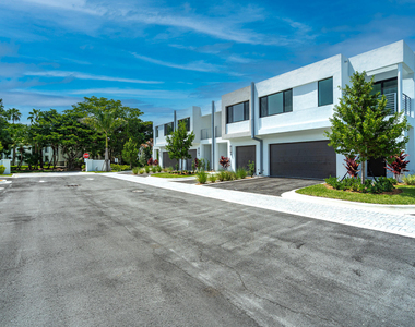 702 Cypress Grove Drive - Photo Thumbnail 41