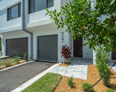 702 Cypress Grove Drive - Photo Thumbnail 42