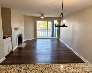 18771 Vineyard Point Lane - Photo Thumbnail 4