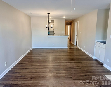 18771 Vineyard Point Lane - Photo Thumbnail 8