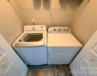 18771 Vineyard Point Lane - Photo Thumbnail 25
