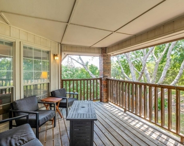10913 Alexandria Drive - Photo Thumbnail 22