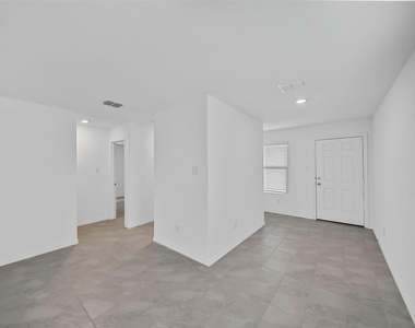 7765 Ruellia Road - Photo Thumbnail 19