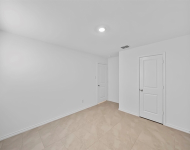 7765 Ruellia Road - Photo Thumbnail 22