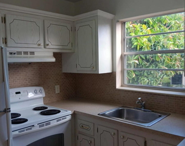209 Camden I - Photo Thumbnail 46