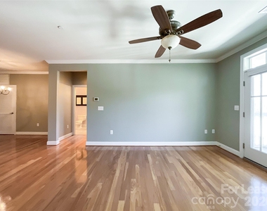 518 Clarice Avenue - Photo Thumbnail 1