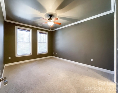 518 Clarice Avenue - Photo Thumbnail 24