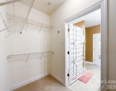 518 Clarice Avenue - Photo Thumbnail 33