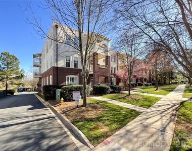 518 Clarice Avenue - Photo Thumbnail 44