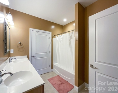 518 Clarice Avenue - Photo Thumbnail 30