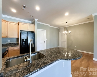 518 Clarice Avenue - Photo Thumbnail 9