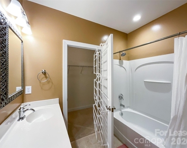 518 Clarice Avenue - Photo Thumbnail 31