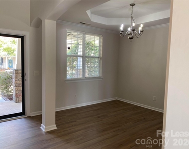 10420 Alvarado Way - Photo Thumbnail 1