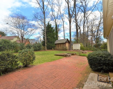 2409 Huntingtowne Farms Lane - Photo Thumbnail 34