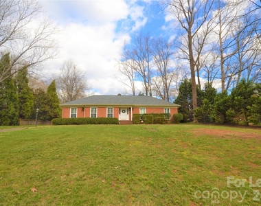 2409 Huntingtowne Farms Lane - Photo Thumbnail 1