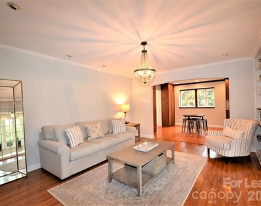 2409 Huntingtowne Farms Lane - Photo Thumbnail 31