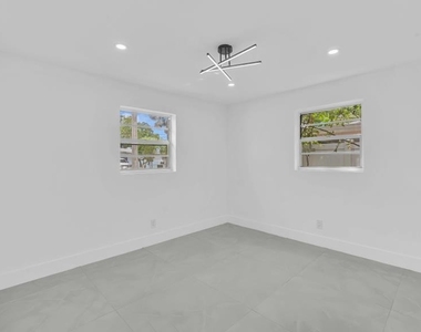 4156 Sw 49th Court - Photo Thumbnail 23