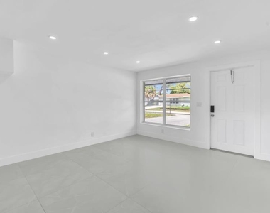 4156 Sw 49th Court - Photo Thumbnail 14