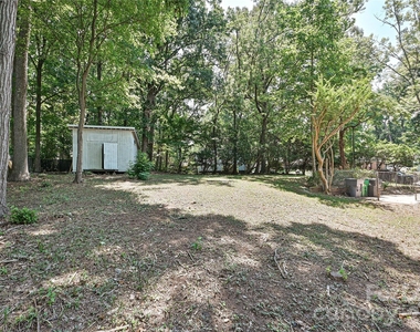5121 Farm Pond Lane - Photo Thumbnail 21