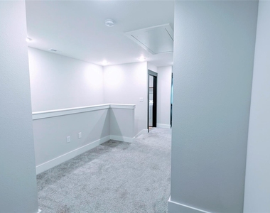 1602 Palladio Loop - Photo Thumbnail 13