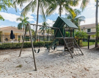 1522 Westchester Avenue - Photo Thumbnail 13