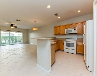 1522 Westchester Avenue - Photo Thumbnail 1