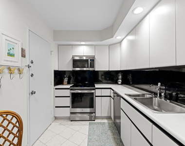 2295 S Ocean Boulevard - Photo Thumbnail 8