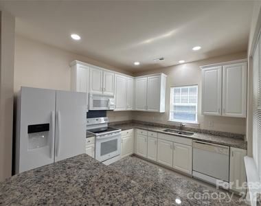 16914 Commons Creek Drive - Photo Thumbnail 2