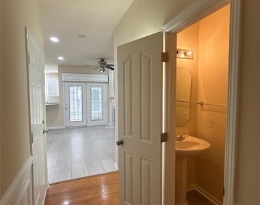 16914 Commons Creek Drive - Photo Thumbnail 4