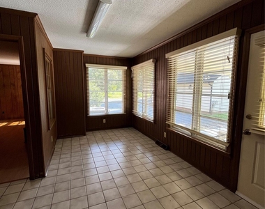 5625 Potter Road - Photo Thumbnail 2
