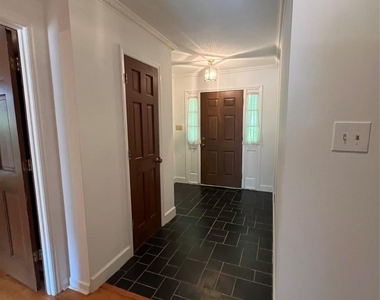 5625 Potter Road - Photo Thumbnail 11