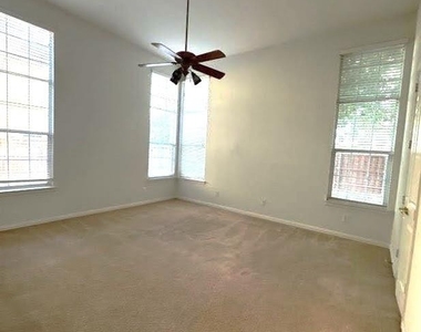 4501 Brenda Drive - Photo Thumbnail 16