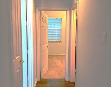 4501 Brenda Drive - Photo Thumbnail 25