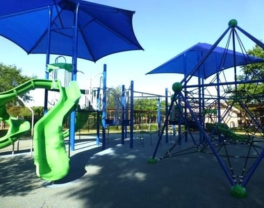 4501 Brenda Drive - Photo Thumbnail 32
