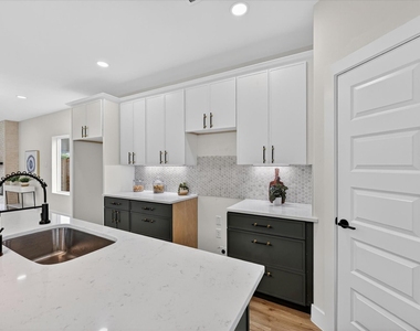 2505 Pennsylvania Avenue - Photo Thumbnail 12