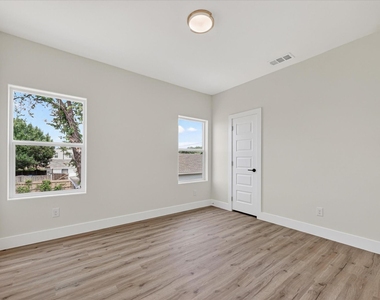 2505 Pennsylvania Avenue - Photo Thumbnail 20