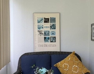 3304 Aruba Way - Photo Thumbnail 23