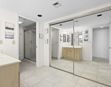 5172 Se Club Way - Photo Thumbnail 23