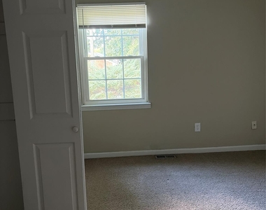 11117 Park Road - Photo Thumbnail 15
