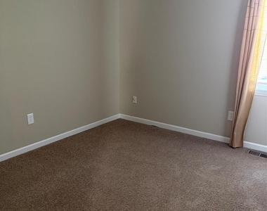 11117 Park Road - Photo Thumbnail 17