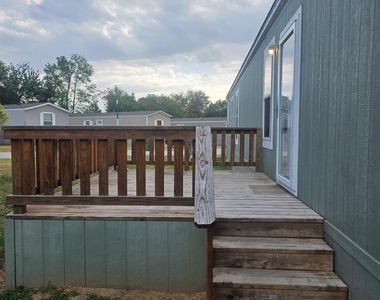 6501 W Hwy 199 - Photo Thumbnail 18