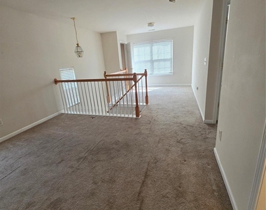 15542 Stronvar House Lane - Photo Thumbnail 10