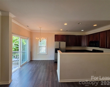 15542 Stronvar House Lane - Photo Thumbnail 3
