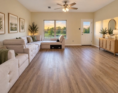 5945 Obsidian Creek Drive - Photo Thumbnail 7
