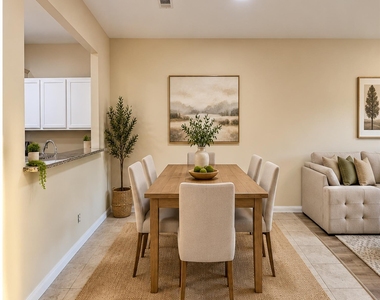 5945 Obsidian Creek Drive - Photo Thumbnail 4