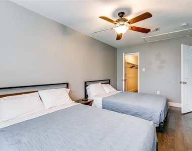 1349 Jasmine Drive - Photo Thumbnail 15