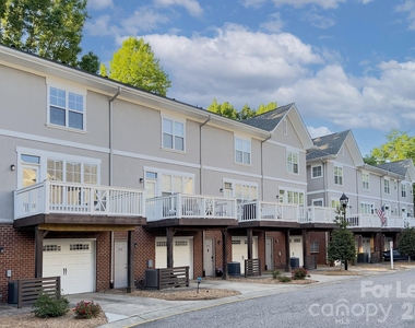 210 S Cedar Street - Photo Thumbnail 14