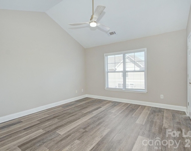 210 S Cedar Street - Photo Thumbnail 15